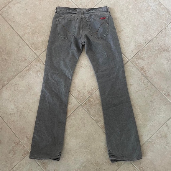 Guess Jeans - Picture 2 of 5